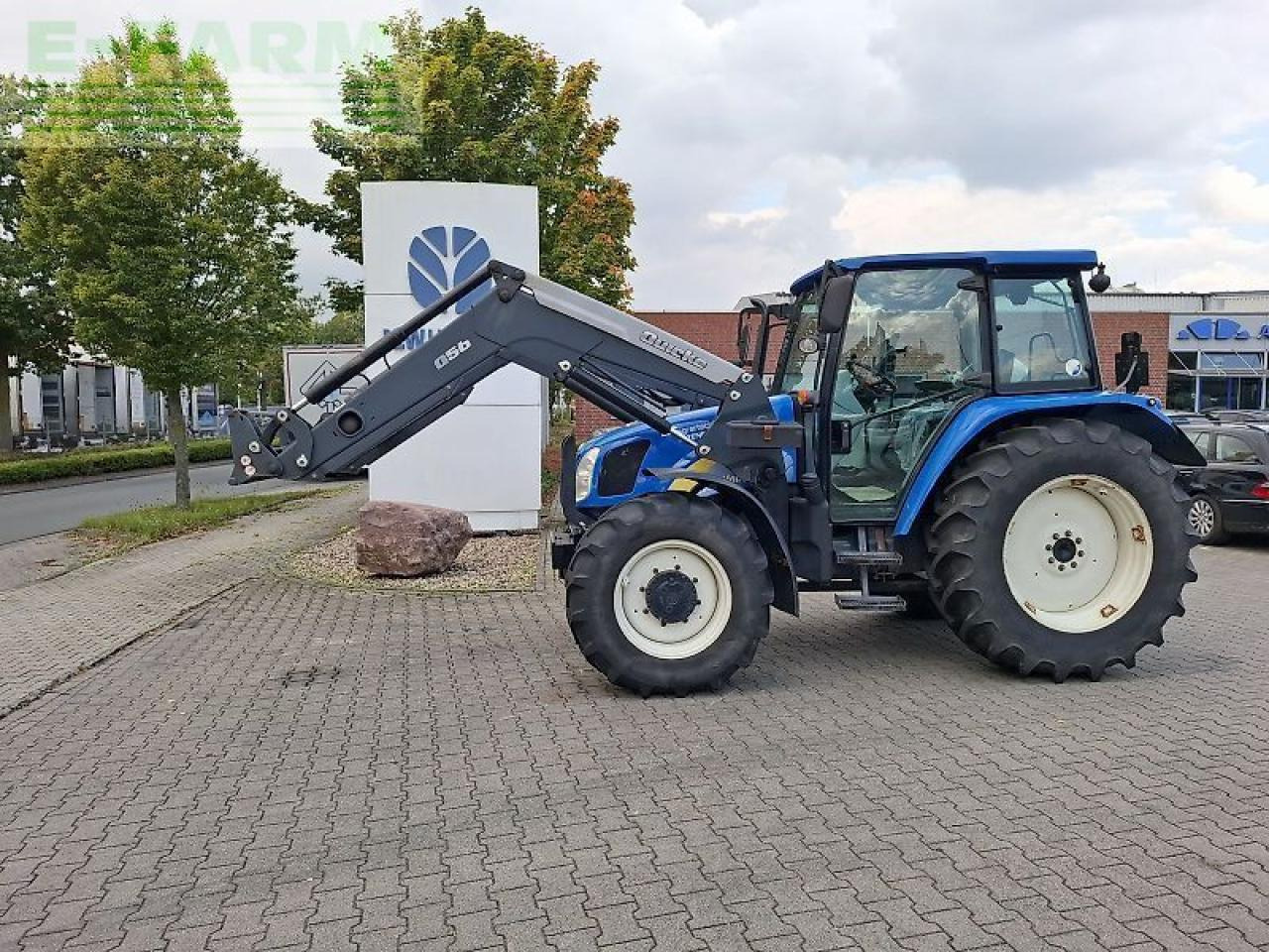 New Holland t5050 - Farm tractor: picture 2 New Holland t5050 - Farm tractor: picture 2
