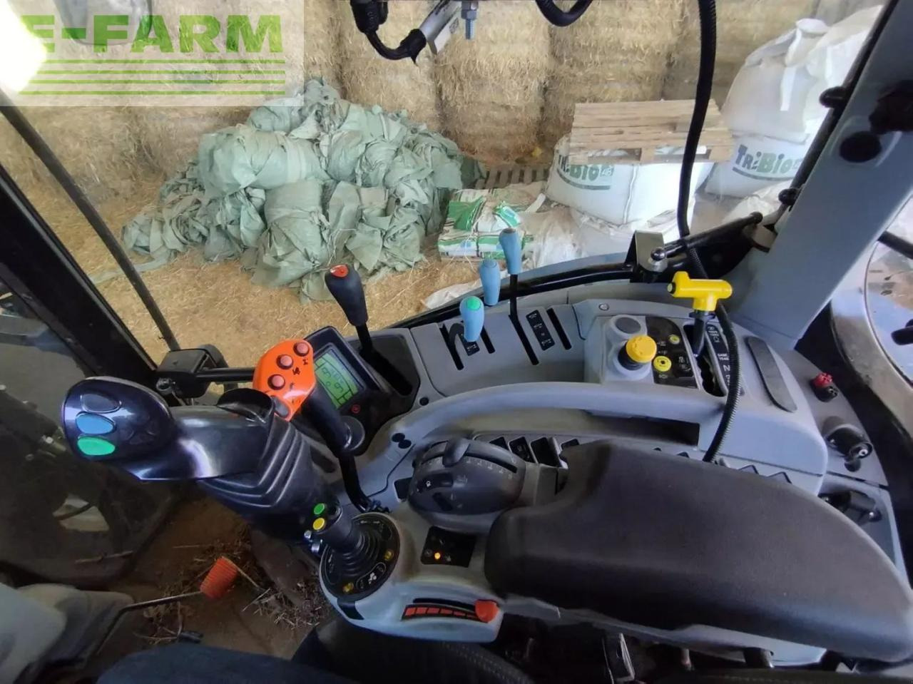 Farm tractor New Holland t6 145 ec: picture 6 Farm tractor New Holland t6 145 ec: picture 6