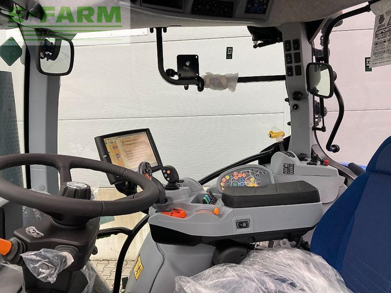 Farm tractor New Holland t6.180 dc methane power Methane Power: picture 12