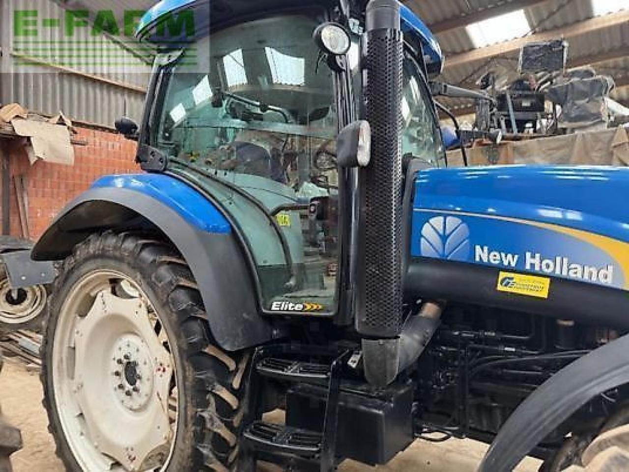 New Holland t6030 - Farm tractor: picture 3 New Holland t6030 - Farm tractor: picture 3