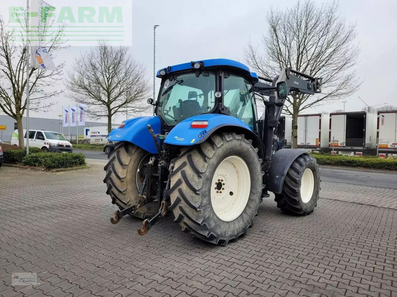 New Holland t6070 elite Elite - Farm tractor: picture 4 New Holland t6070 elite Elite - Farm tractor: picture 4