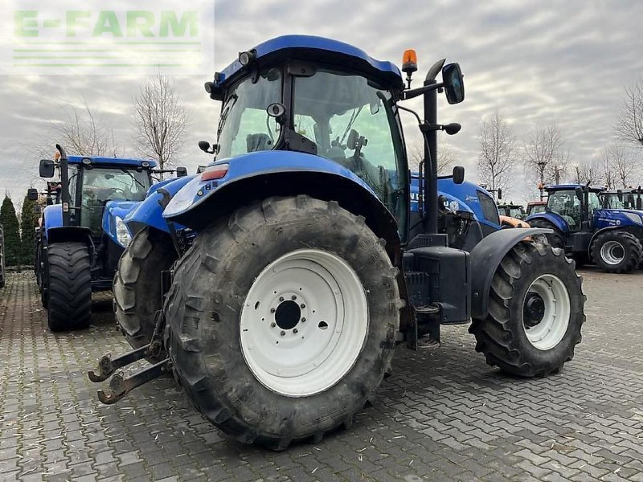 New Holland t7.185 power command - Farm tractor: picture 5 New Holland t7.185 power command - Farm tractor: picture 5