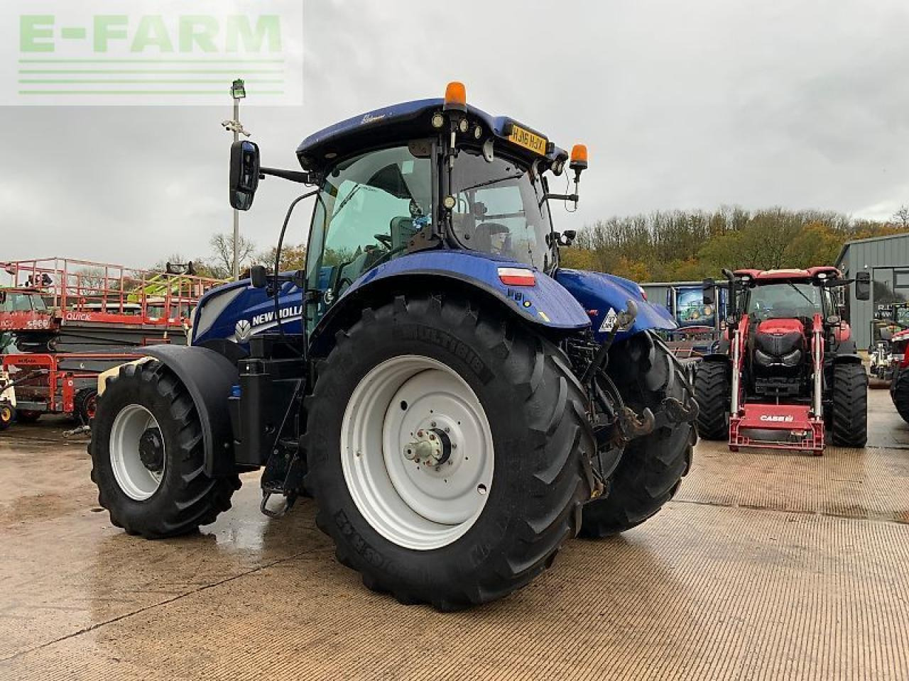 New Holland t7.225 blue power tractor (st25102) - Farm tractor: picture 4 New Holland t7.225 blue power tractor (st25102) - Farm tractor: picture 4