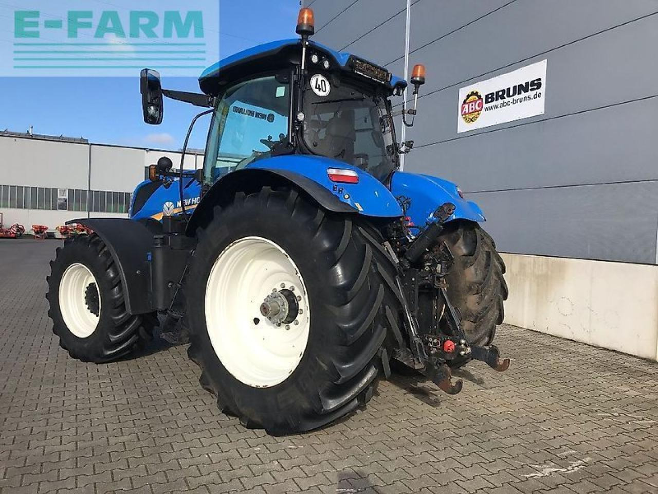 New Holland t7.245 autocommand - Farm tractor: picture 3 New Holland t7.245 autocommand - Farm tractor: picture 3