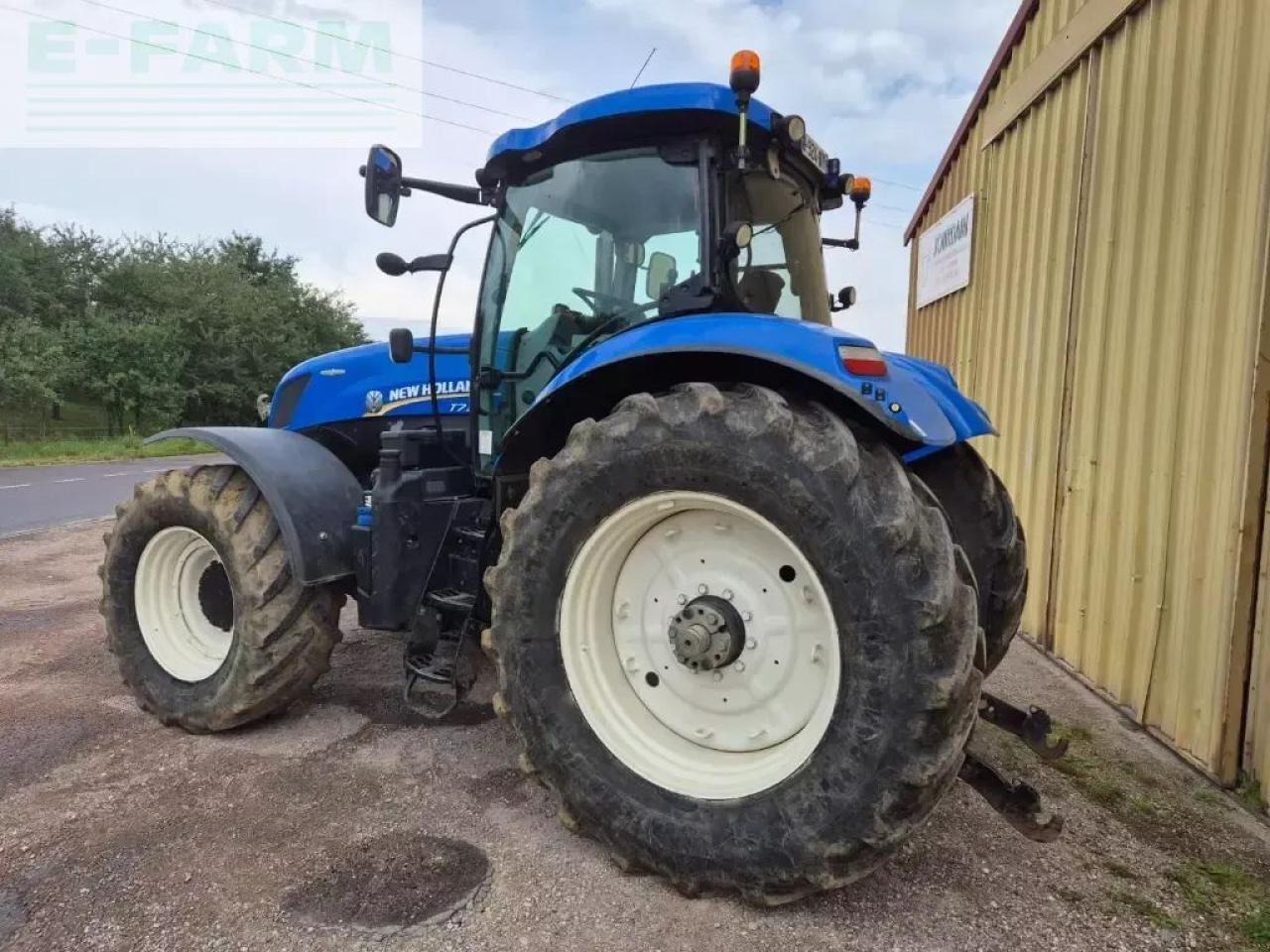 New Holland t7.250 ac - Farm tractor: picture 4 New Holland t7.250 ac - Farm tractor: picture 4