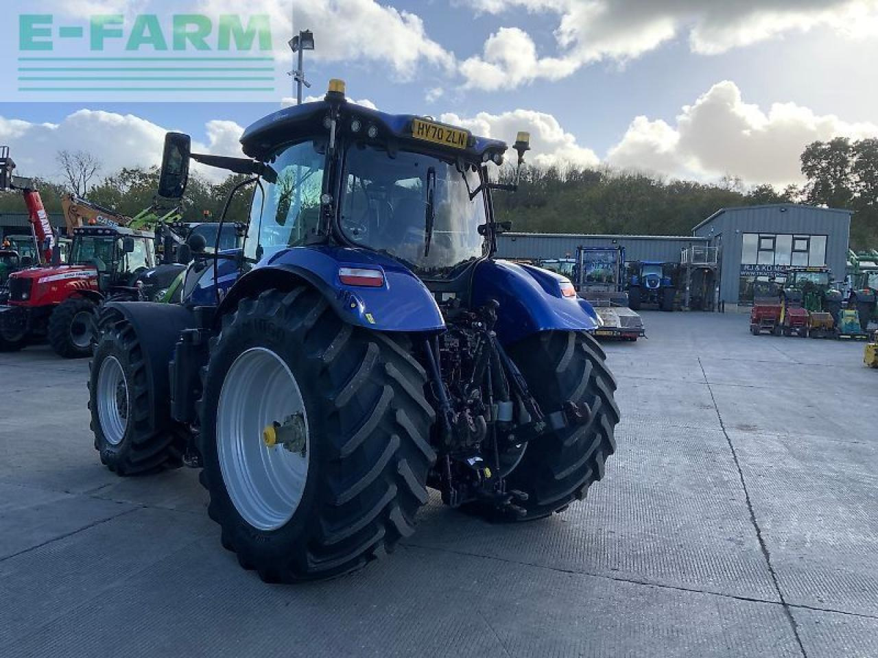 New Holland t7.270 blue power tractor (st24973) - Farm tractor: picture 5 New Holland t7.270 blue power tractor (st24973) - Farm tractor: picture 5