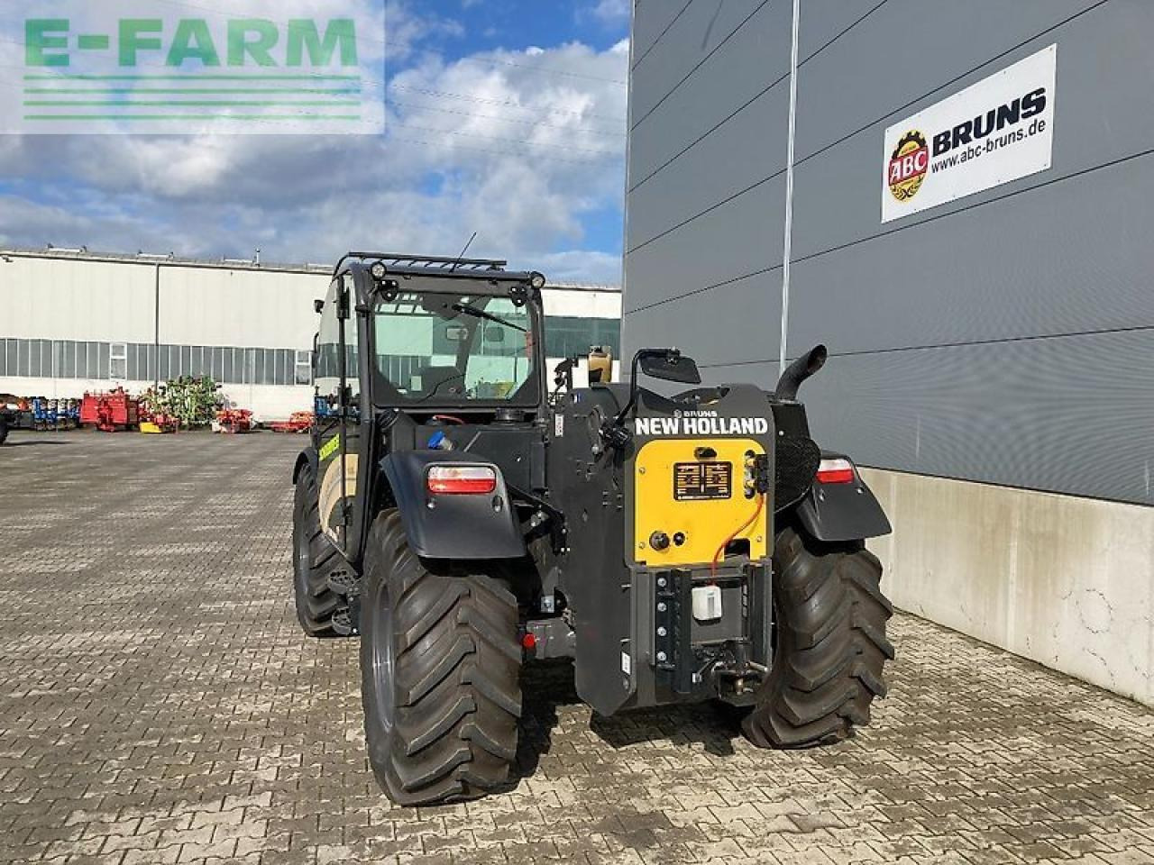 New Holland th6.36 t4b-133 hp - Telescopic handler: picture 4 New Holland th6.36 t4b-133 hp - Telescopic handler: picture 4