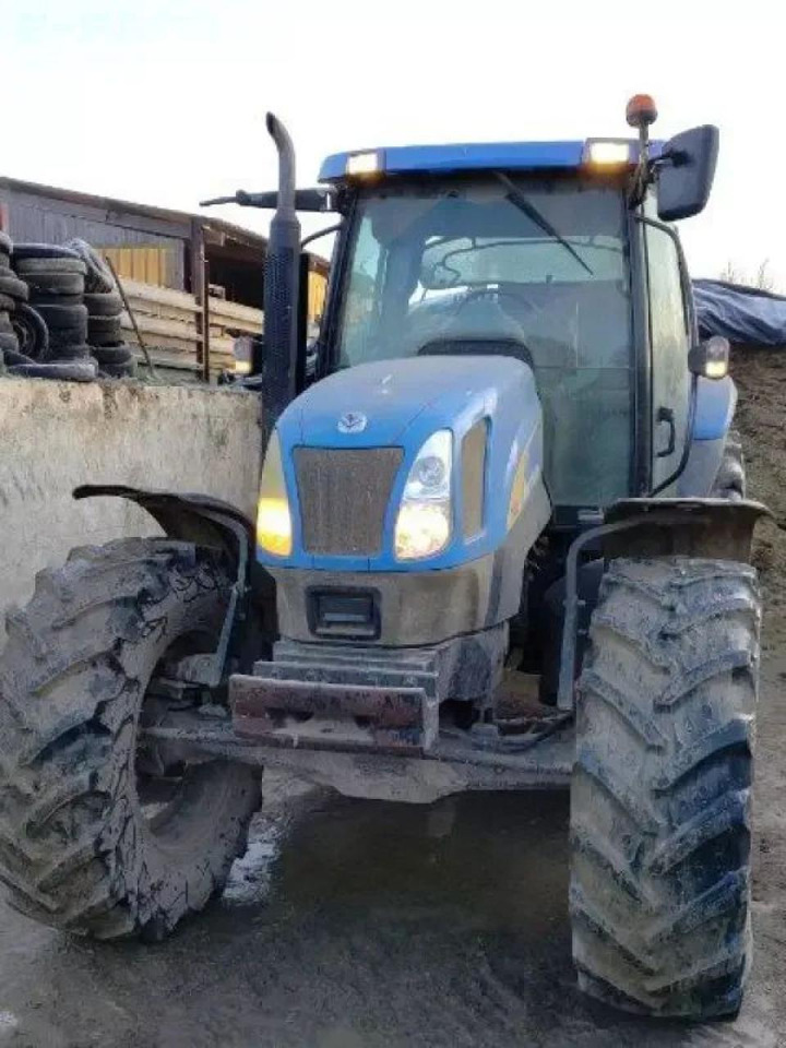 New Holland tsa 125 - Farm tractor: picture 1 New Holland tsa 125 - Farm tractor: picture 1