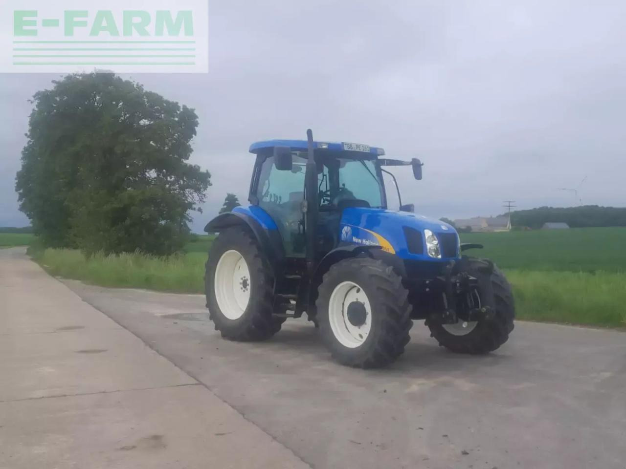 New Holland tsa 125 - Farm tractor: picture 3 New Holland tsa 125 - Farm tractor: picture 3