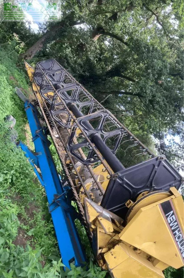 New Holland tx66 sl - Combine harvester: picture 5 New Holland tx66 sl - Combine harvester: picture 5