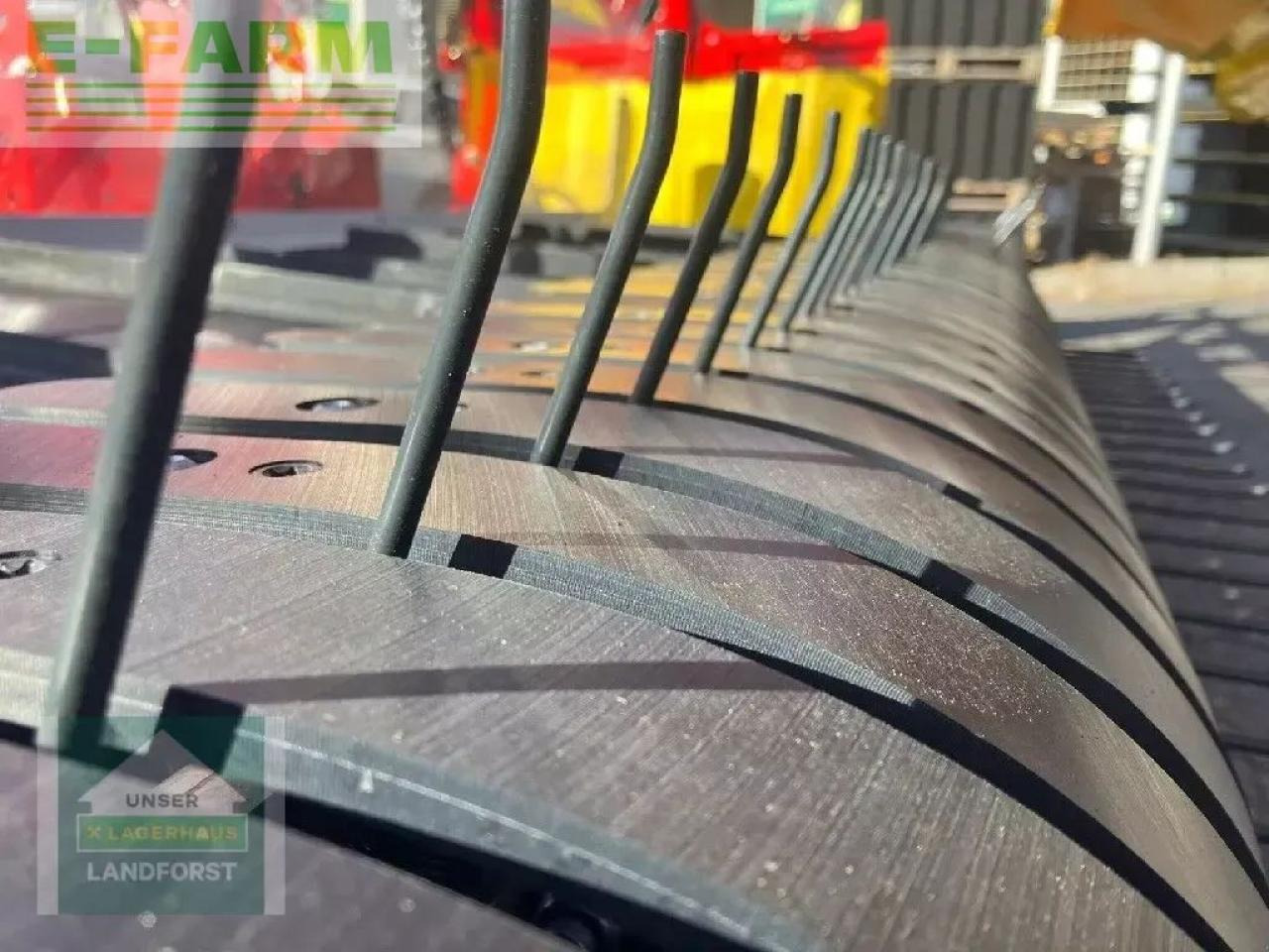 Pöttinger f 4010 alpin - Tedder/ Rake: picture 3 Pöttinger f 4010 alpin - Tedder/ Rake: picture 3