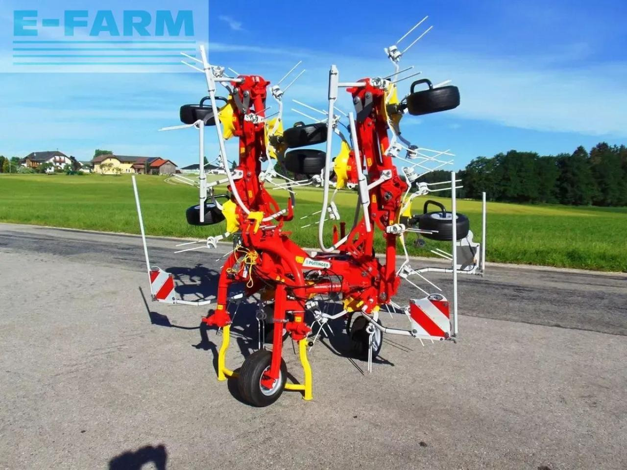 Pöttinger hit 8.81 - Tedder/ Rake: picture 1 Pöttinger hit 8.81 - Tedder/ Rake: picture 1