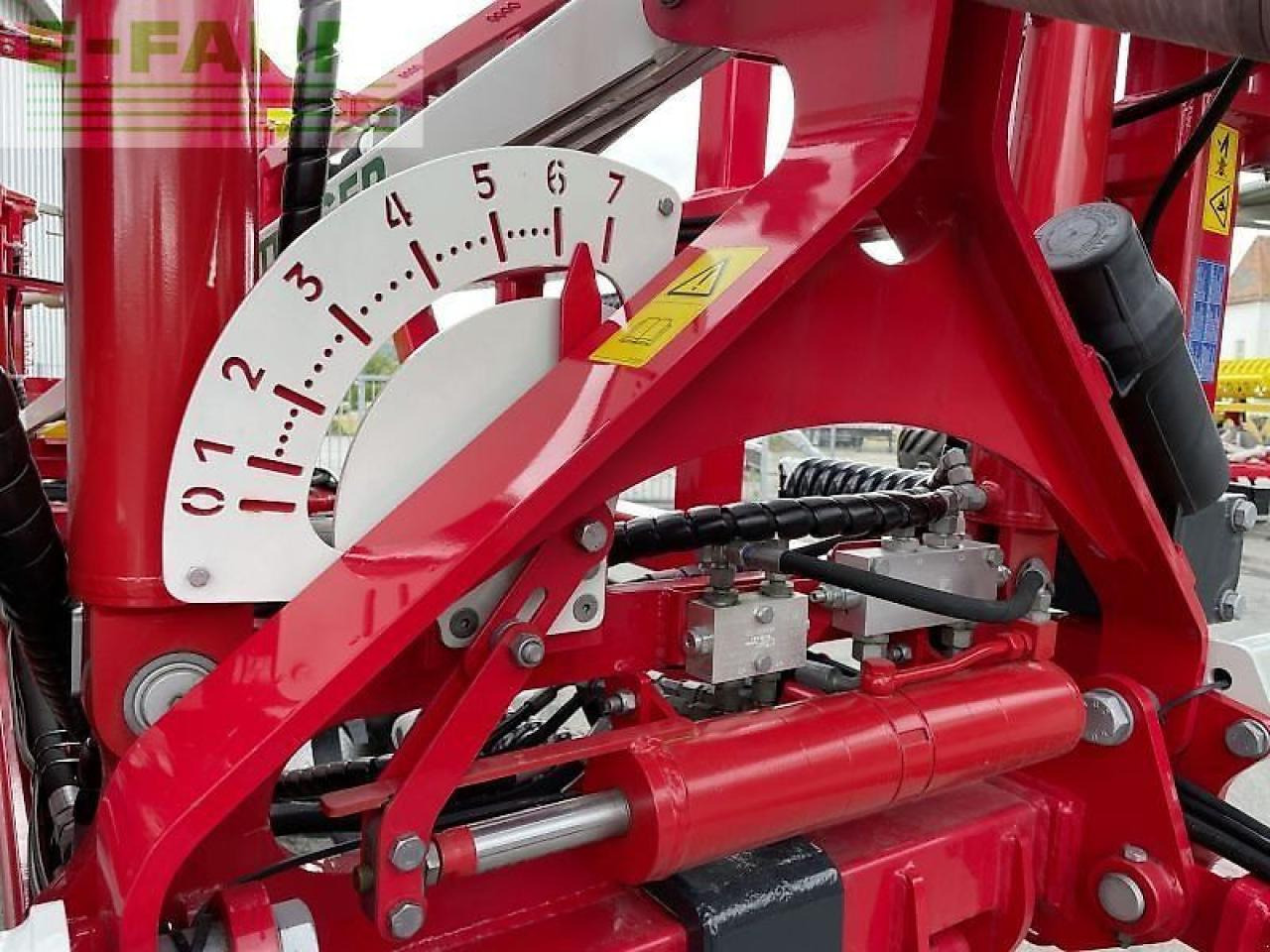 Cultivator Pöttinger terria 5040 tcr: picture 7