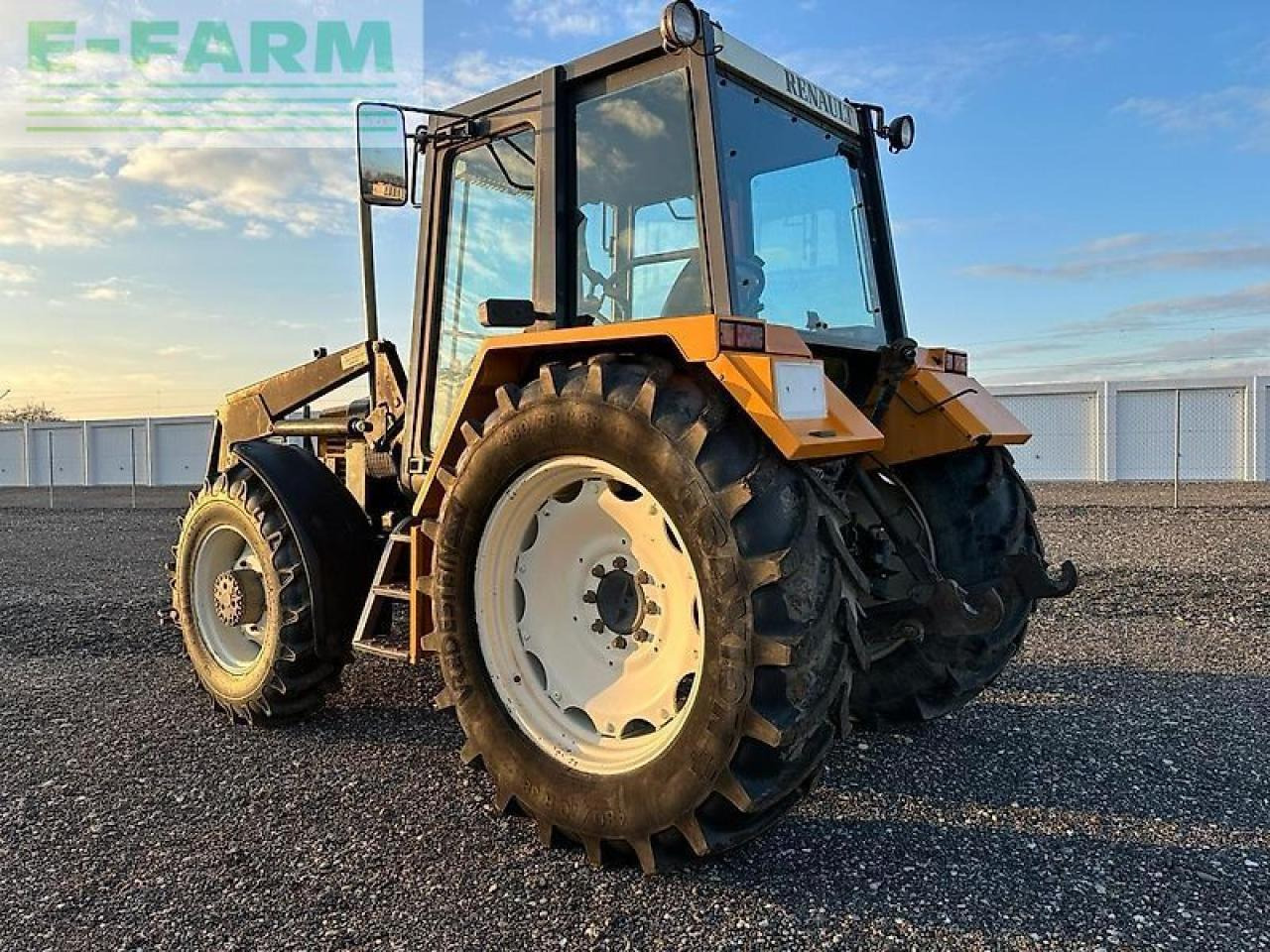 Farm tractor Renault 103.14 (r 7822-a-s): picture 6