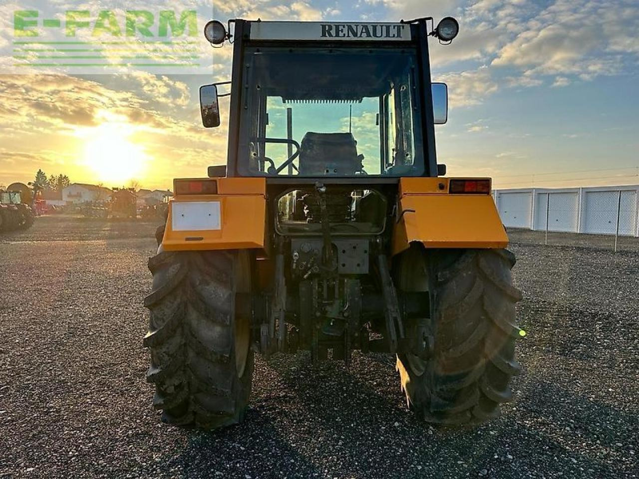 Farm tractor Renault 103.14 (r 7822-a-s): picture 7