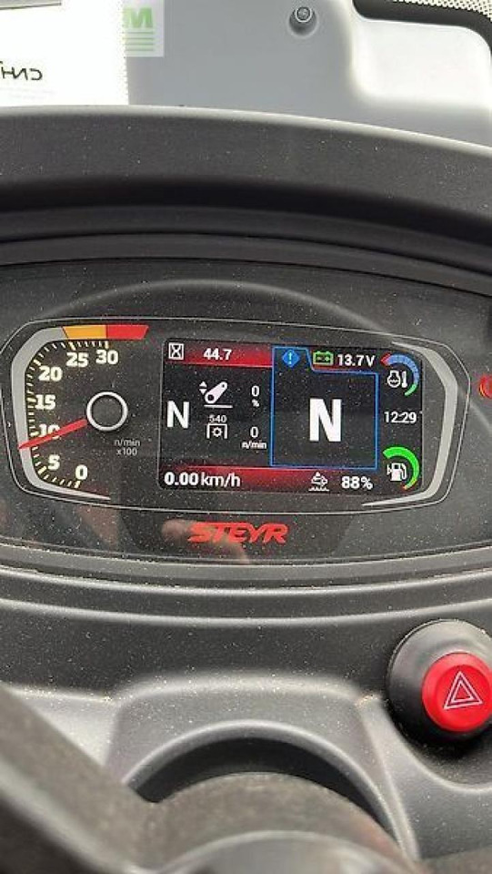 Steyr 4100 plus - Farm tractor: picture 2 Steyr 4100 plus - Farm tractor: picture 2