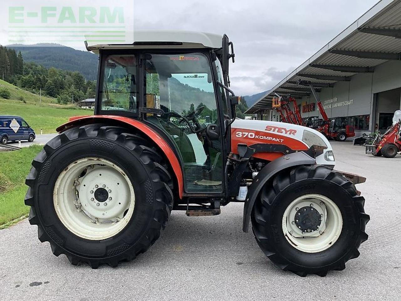 Steyr kompakt 370 - Farm tractor: picture 5 Steyr kompakt 370 - Farm tractor: picture 5