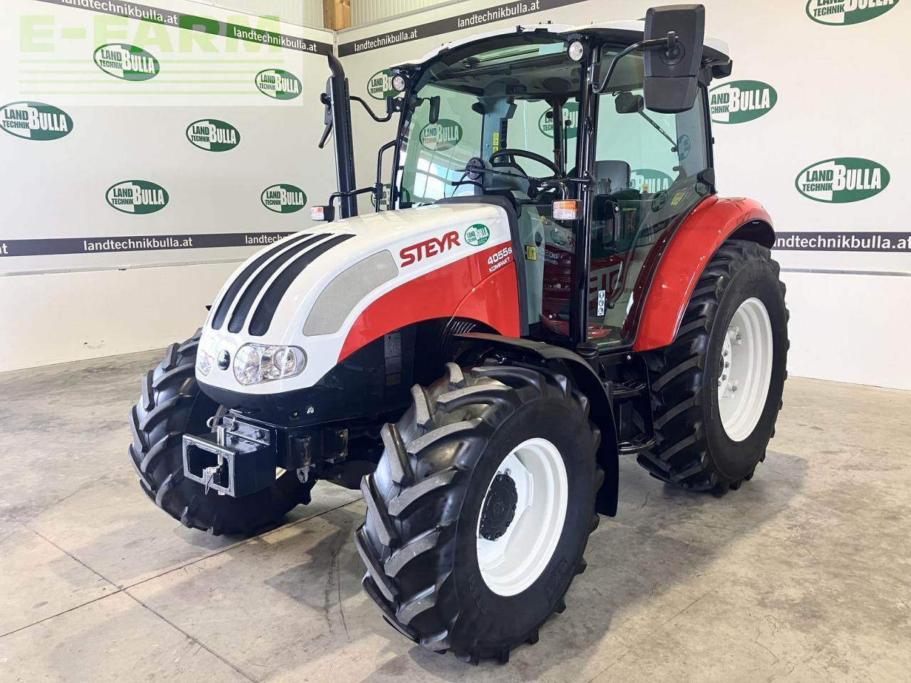 Steyr kompakt 4055 s komfort S - Farm tractor: picture 1 Steyr kompakt 4055 s komfort S - Farm tractor: picture 1