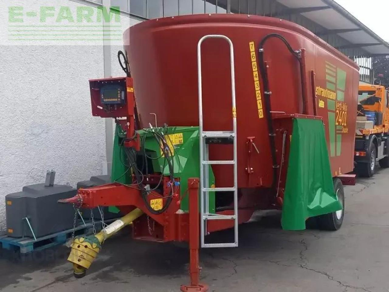 Strautmann verti-mix 2401 double - Livestock equipment: picture 2 Strautmann verti-mix 2401 double - Livestock equipment: picture 2