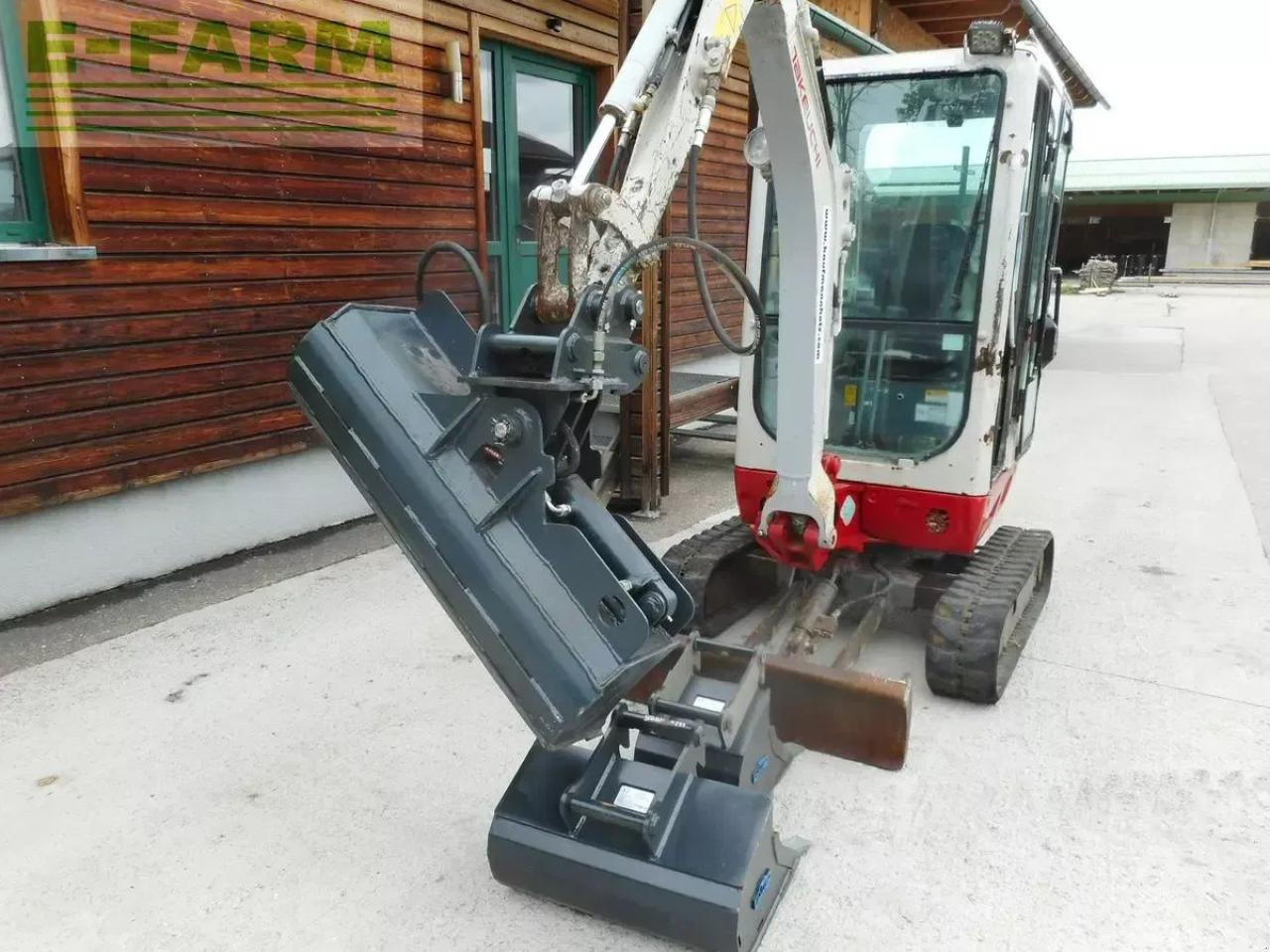 Takeuchi tb 216 ( 1.865kg ) schnellwechsler neu! löffel - Mini excavator: picture 5 Takeuchi tb 216 ( 1.865kg ) schnellwechsler neu! löffel - Mini excavator: picture 5