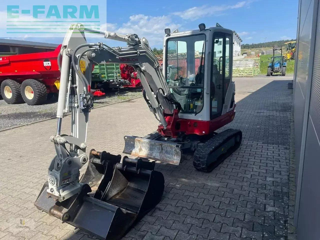 Takeuchi tb 225 v4 - Mini excavator: picture 3 Takeuchi tb 225 v4 - Mini excavator: picture 3