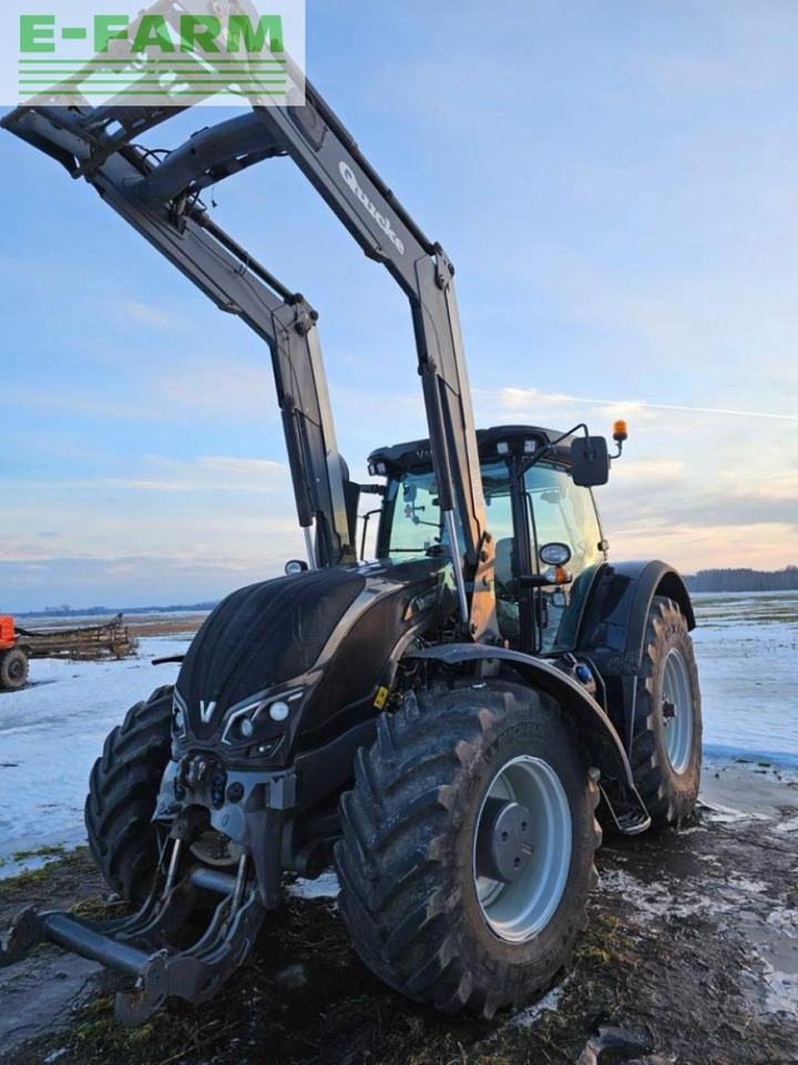 Valtra S294 - Farm tractor: picture 1 Valtra S294 - Farm tractor: picture 1