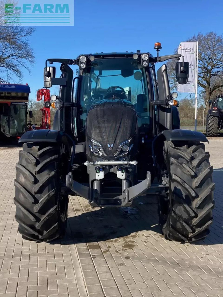 Valtra n 155ea - Farm tractor: picture 3 Valtra n 155ea - Farm tractor: picture 3