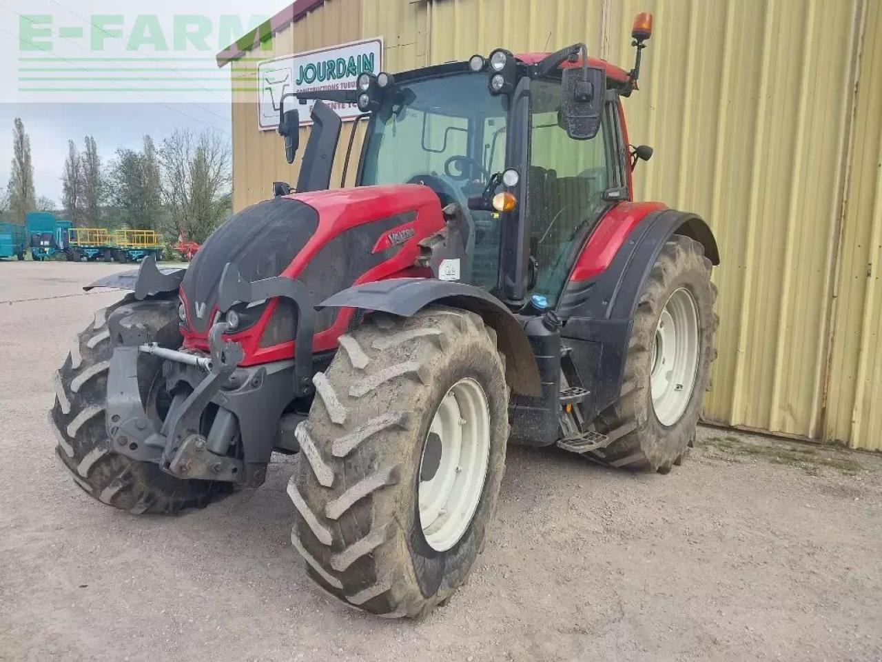 Valtra n 174 - Farm tractor: picture 1 Valtra n 174 - Farm tractor: picture 1
