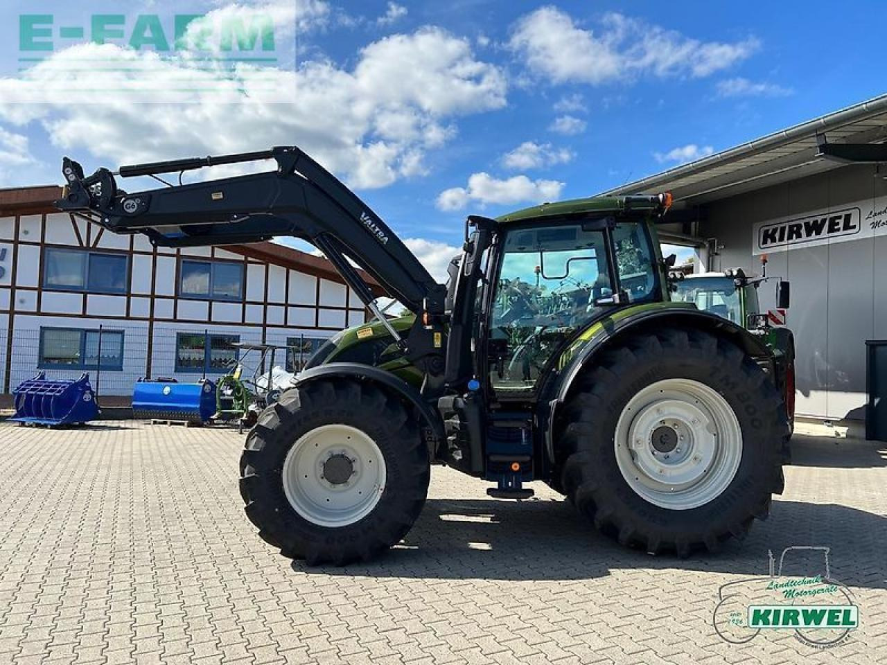 Valtra n 175 active Active - Farm tractor: picture 5 Valtra n 175 active Active - Farm tractor: picture 5