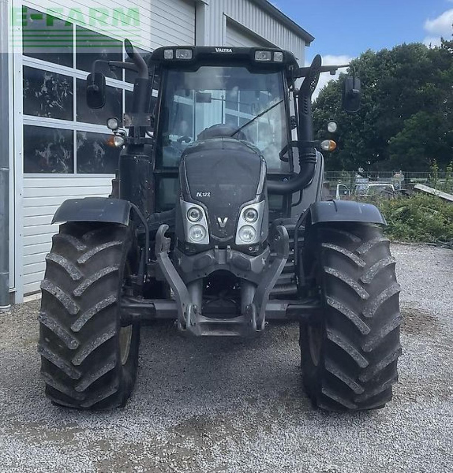 Valtra n123 - Farm tractor: picture 2 Valtra n123 - Farm tractor: picture 2