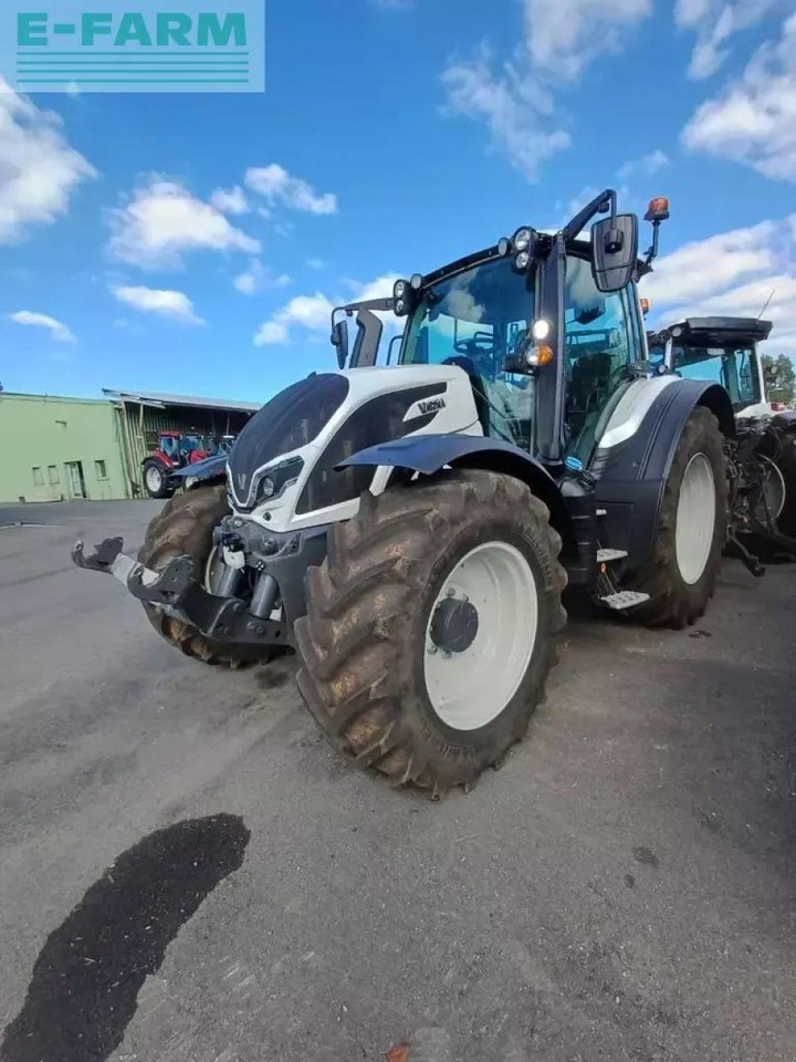 Valtra n135 active Active - Farm tractor: picture 1 Valtra n135 active Active - Farm tractor: picture 1
