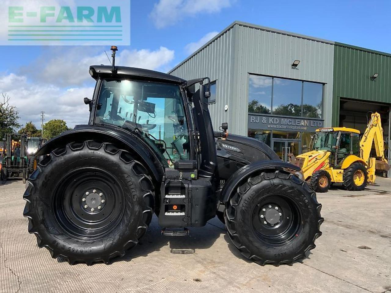 Valtra n175 active tractor (st24335) Active - Farm tractor: picture 1 Valtra n175 active tractor (st24335) Active - Farm tractor: picture 1