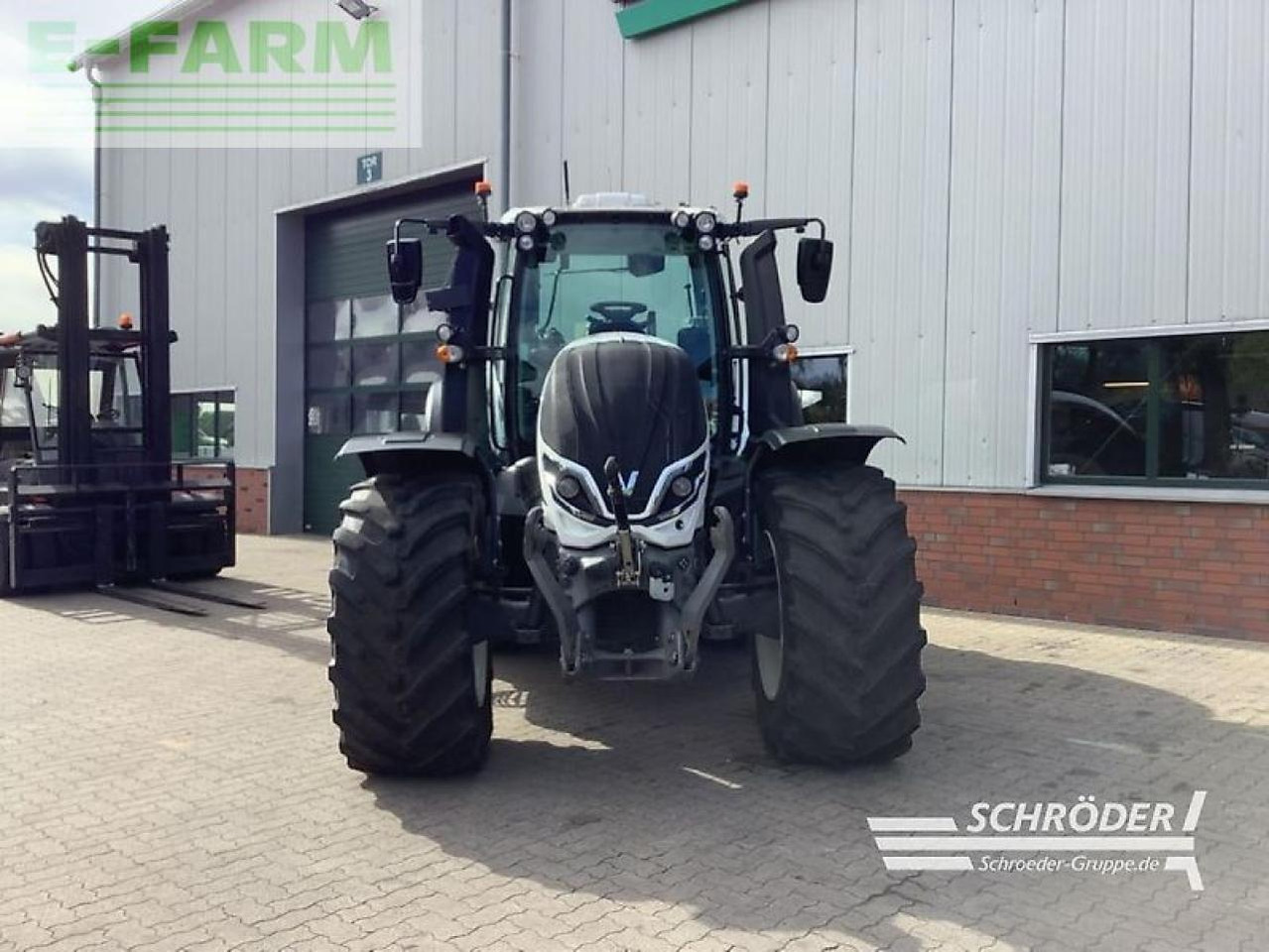 Valtra t 175 ed smarttouch | rtk | unlimited - Farm tractor: picture 2 Valtra t 175 ed smarttouch | rtk | unlimited - Farm tractor: picture 2
