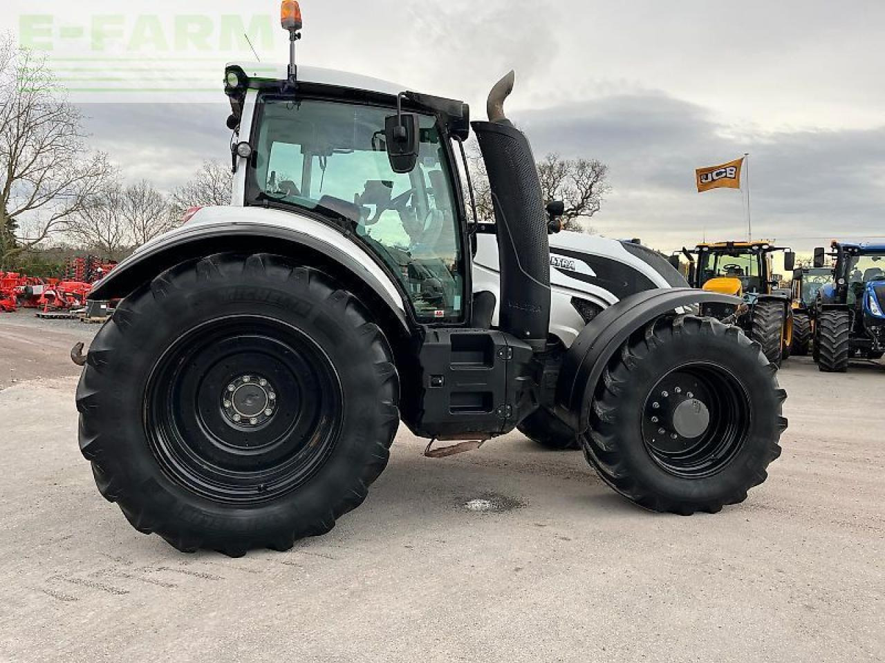 Valtra t234 - Farm tractor: picture 5 Valtra t234 - Farm tractor: picture 5