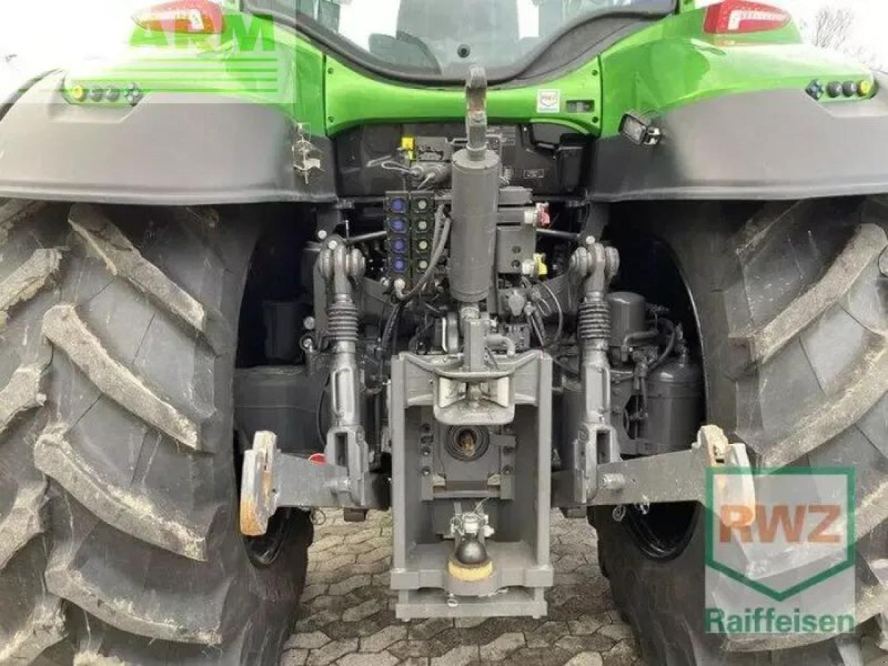 Valtra t235v - Farm tractor: picture 4 Valtra t235v - Farm tractor: picture 4