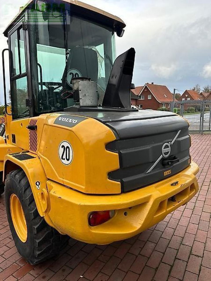 Volvo l30 g 2018 zentralschmierung - Mini excavator: picture 3 Volvo l30 g 2018 zentralschmierung - Mini excavator: picture 3