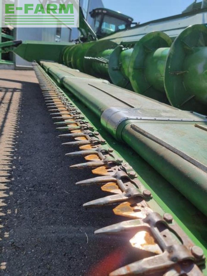 Zürn premiumflow 725pf (7,6m) - Grain header: picture 5 Zürn premiumflow 725pf (7,6m) - Grain header: picture 5