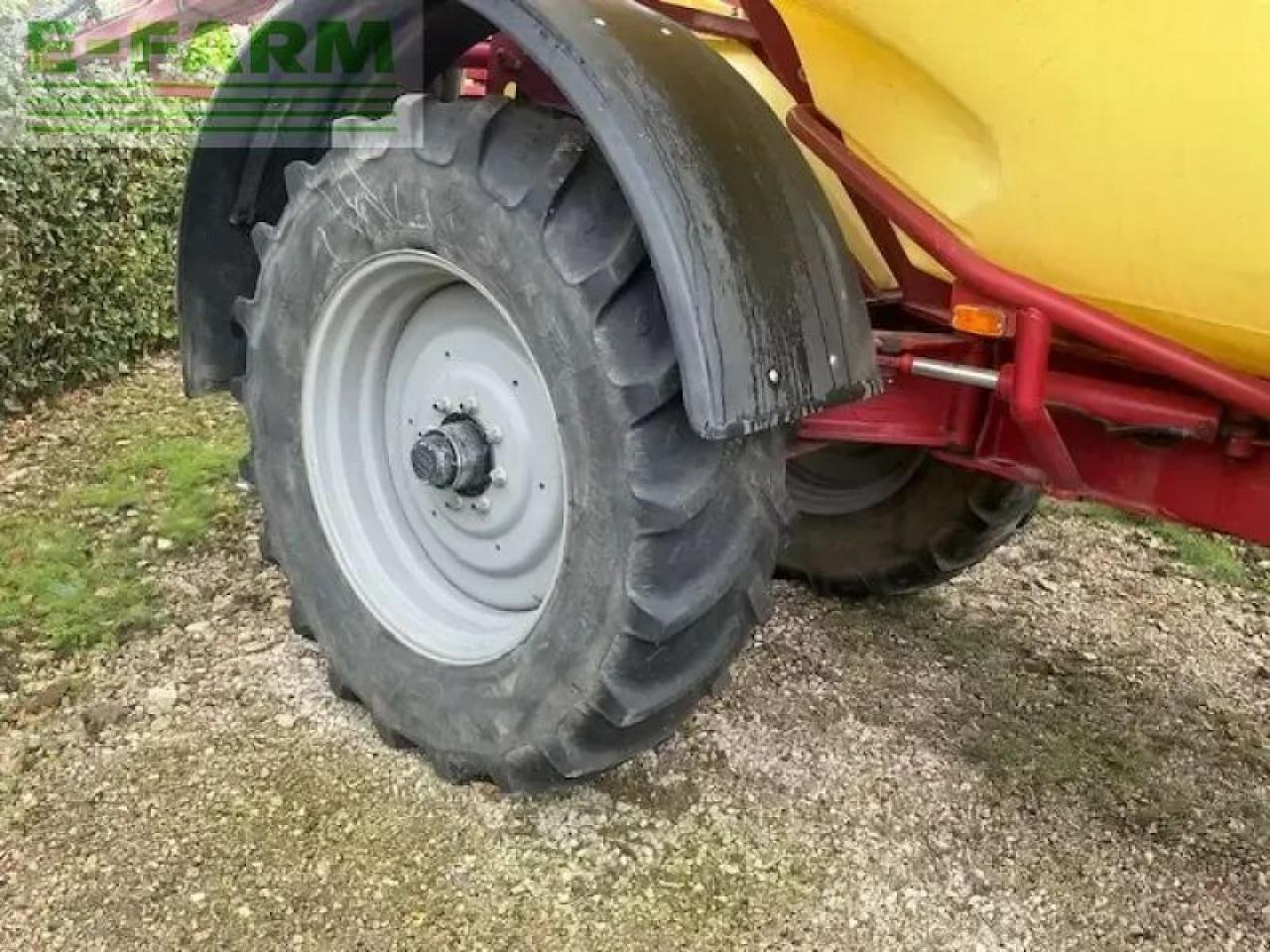 Commender4400l - Trailed sprayer: picture 5 Commender4400l - Trailed sprayer: picture 5