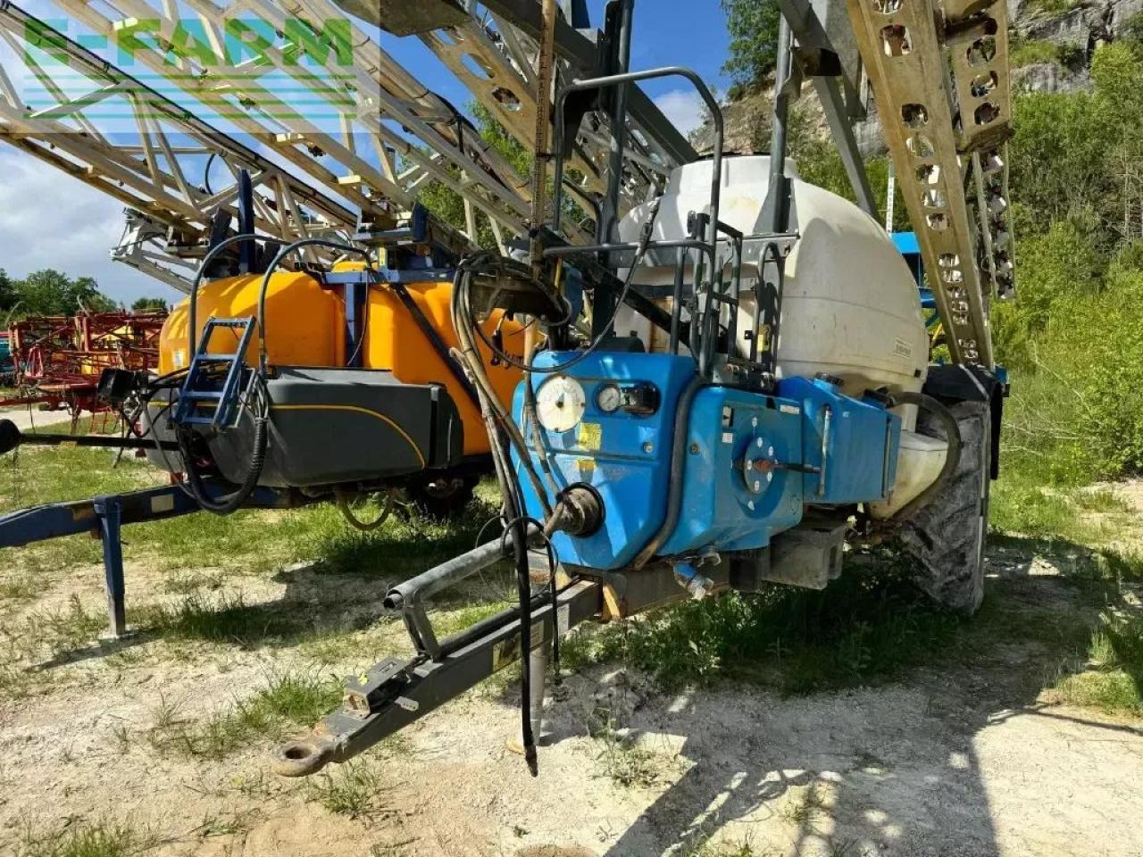 Meteor 4100 - Trailed sprayer: picture 2 Meteor 4100 - Trailed sprayer: picture 2