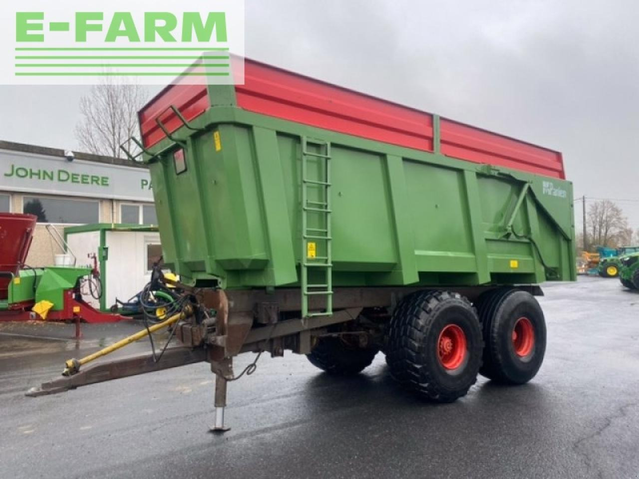 P18b - Farm tipping trailer/ Dumper: picture 1 P18b - Farm tipping trailer/ Dumper: picture 1