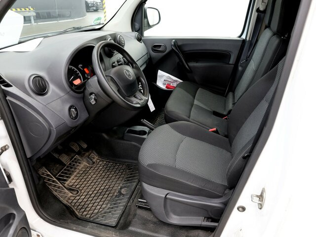 MERCEDES-BENZ Citan 111 CDI Kasten,Klima,Sortimo Ausbau... - Passenger van: picture 2 MERCEDES-BENZ Citan 111 CDI Kasten,Klima,Sortimo Ausbau... - Passenger van: picture 2