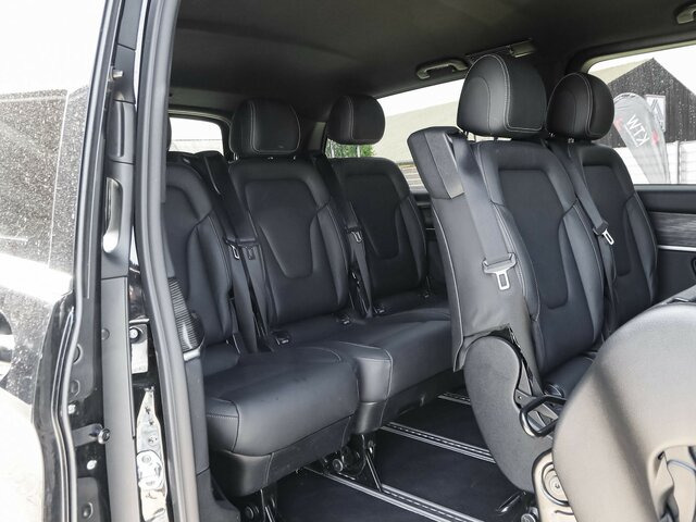 MERCEDES-BENZ EQV 300 Extralang,Avantgarde,7Sitze,2xelektr.Tür - Passenger van, Electric van: picture 5 MERCEDES-BENZ EQV 300 Extralang,Avantgarde,7Sitze,2xelektr.Tür - Passenger van, Electric van: picture 5