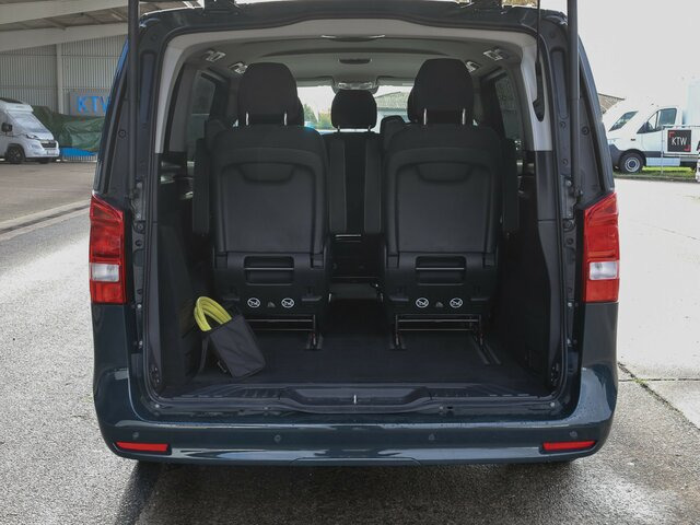 MERCEDES-BENZ EQV 300 lang,7Sitze,2xelek.Schiebetür,EasyPack... - Minibus, Electric bus: picture 2 MERCEDES-BENZ EQV 300 lang,7Sitze,2xelek.Schiebetür,EasyPack... - Minibus, Electric bus: picture 2