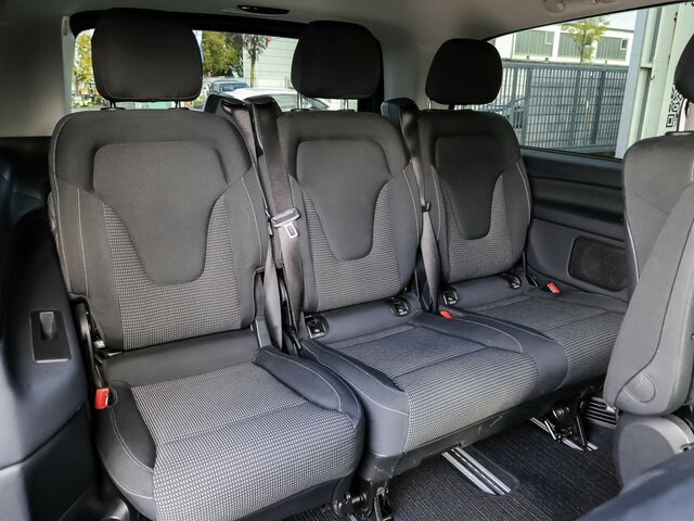 MERCEDES-BENZ EQV 300 lang,7Sitze,Schiebetür elektrisch,LED... - Passenger van, Electric van: picture 4 MERCEDES-BENZ EQV 300 lang,7Sitze,Schiebetür elektrisch,LED... - Passenger van, Electric van: picture 4