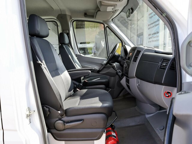 MERCEDES-BENZ Sprinter 316CDI DOKA,Allrad,AHK,Standhzg. - Curtain side van, Combi van: picture 2 MERCEDES-BENZ Sprinter 316CDI DOKA,Allrad,AHK,Standhzg. - Curtain side van, Combi van: picture 2