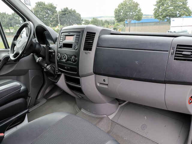 MERCEDES-BENZ Sprinter 316CDI DOKA,Allrad,Klima - Curtain side van, Combi van: picture 3 MERCEDES-BENZ Sprinter 316CDI DOKA,Allrad,Klima - Curtain side van, Combi van: picture 3