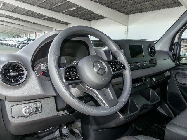 MERCEDES-BENZ Sprinter 317 CDI,3665mm,Automatik,Kamera - Panel van: picture 4 MERCEDES-BENZ Sprinter 317 CDI,3665mm,Automatik,Kamera - Panel van: picture 4