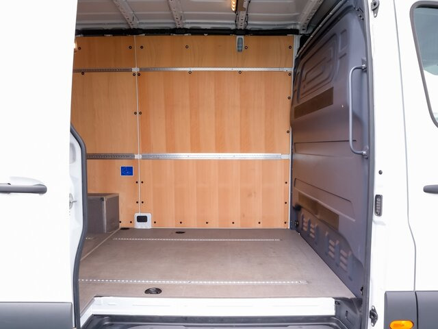 MERCEDES-BENZ Sprinter 317 CDI Kasten,L2H2,MBUX,Kamera - Panel van: picture 2 MERCEDES-BENZ Sprinter 317 CDI Kasten,L2H2,MBUX,Kamera - Panel van: picture 2