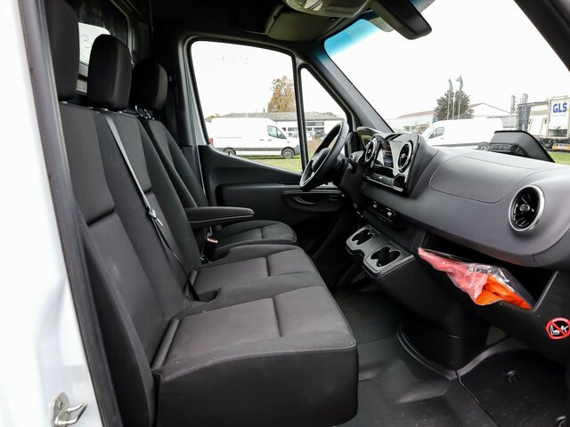 MERCEDES-BENZ Sprinter 317 Maxi,9GTronic,MBUX,Kamera... - Panel van: picture 3 MERCEDES-BENZ Sprinter 317 Maxi,9GTronic,MBUX,Kamera... - Panel van: picture 3