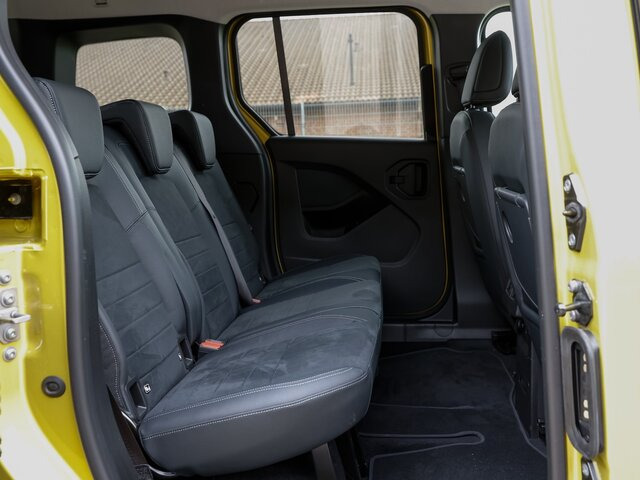 MERCEDES-BENZ T 180 Progressive,AHK,LED,Navi,Kamera,Tempomat... - Passenger van: picture 2 MERCEDES-BENZ T 180 Progressive,AHK,LED,Navi,Kamera,Tempomat... - Passenger van: picture 2